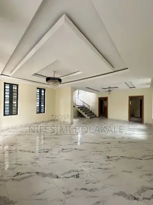 5bdrm Duplex in New Bodija Estate, for sale