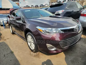 Toyota Avalon XLE Premium Sedan FWD (3.5L 6cyl 6A) 2013 Purple