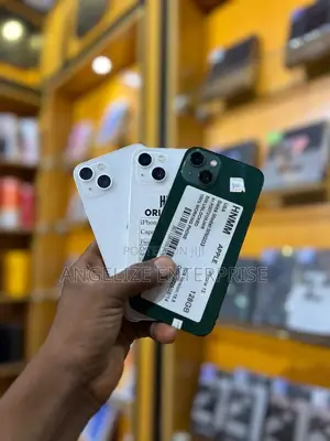 Apple iPhone 13 128 GB White