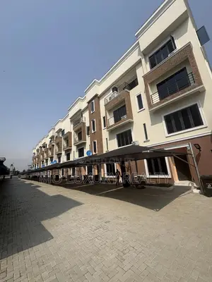 4bdrm Townhouse / Terrace in Lekki Phase 1 for rent