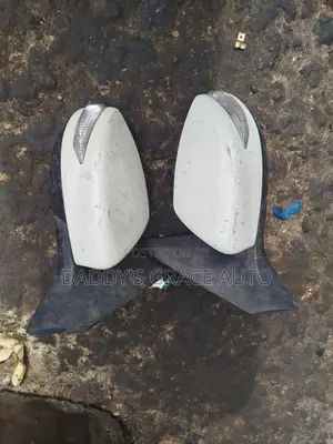 Nissan Sentra 2015-2018 Side Mirrors With Lights