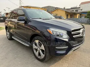 Mercedes-Benz GLE-Class GLE 350 2017 Blue