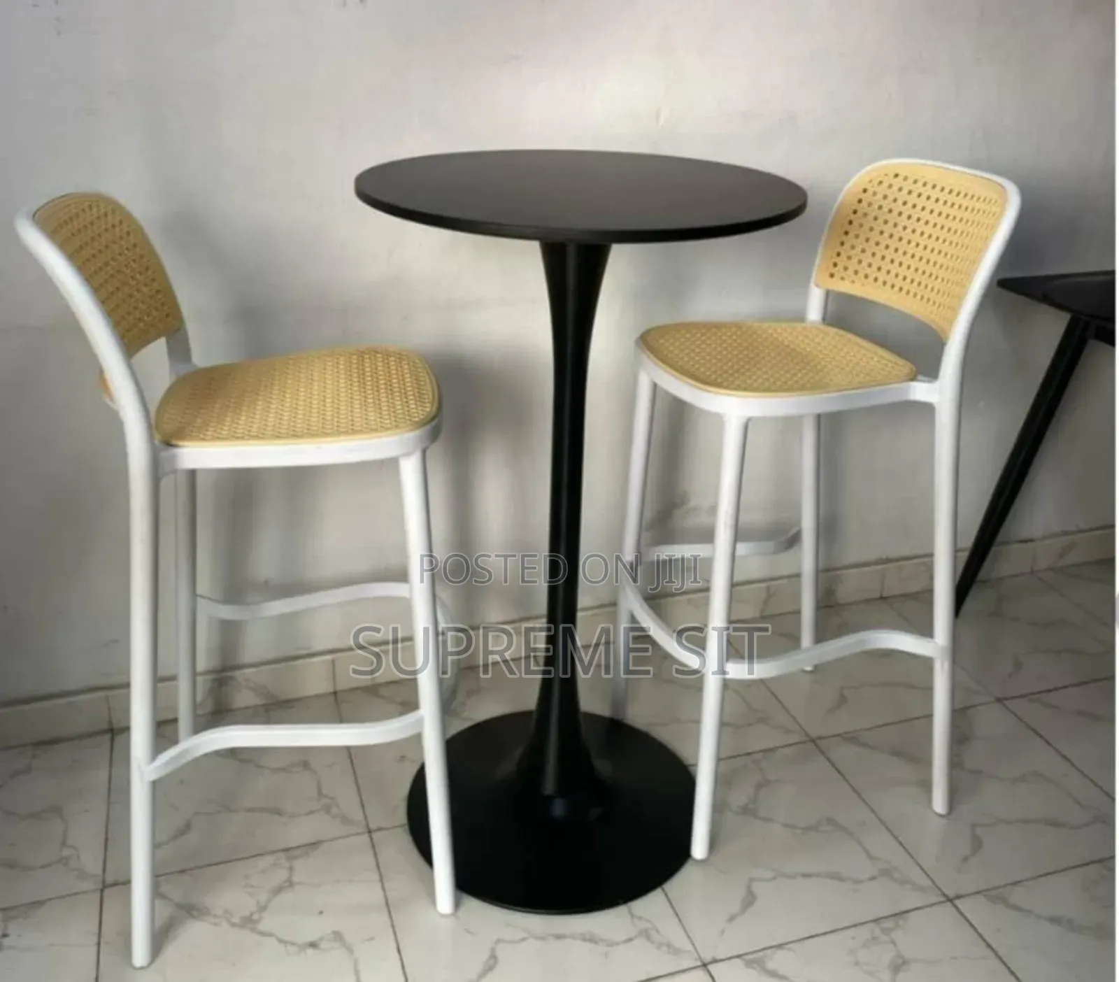 Quality Bar Table and Chairs