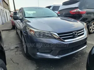 Honda Accord Touring 4dr Sedan FWD (3.5L 6cyl 6A) 2013 Gray