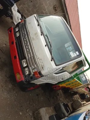 Toyota Dyna 150 Petrol Truck