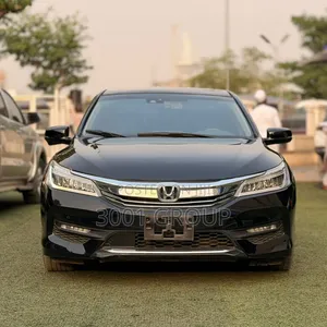 Honda Accord Touring 4dr Sedan FWD (3.5L 6cyl 6A) 2016 Black