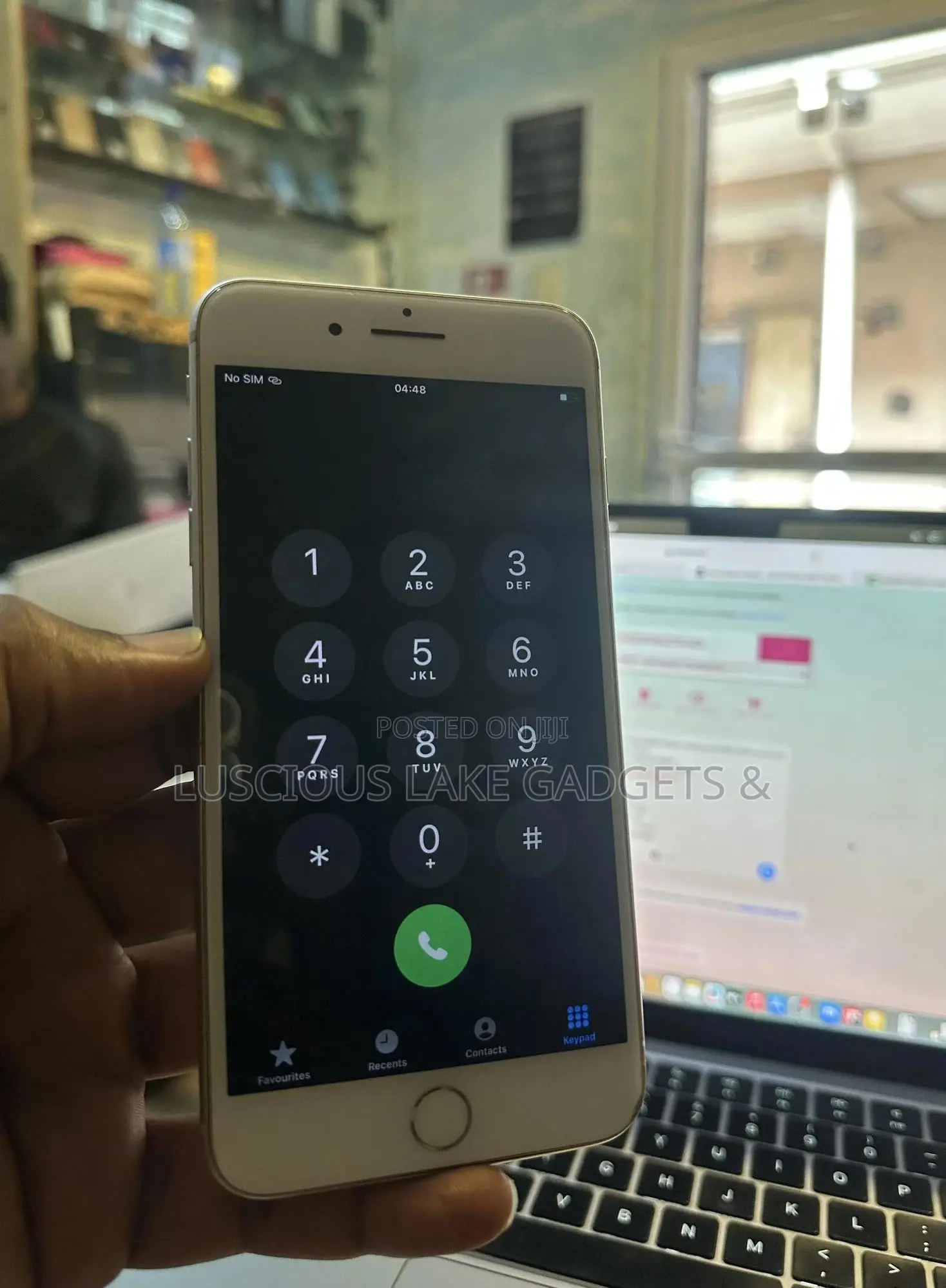 Apple iPhone 8 Plus 64 GB White