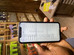 Apple iPhone XR 64 GB Black