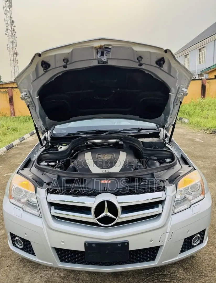 Mercedes-Benz GLK-Class 2011 Silver