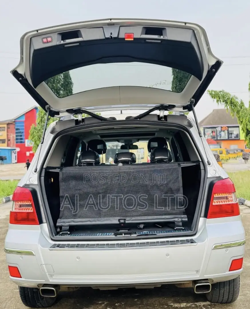 Mercedes-Benz GLK-Class 2011 Silver