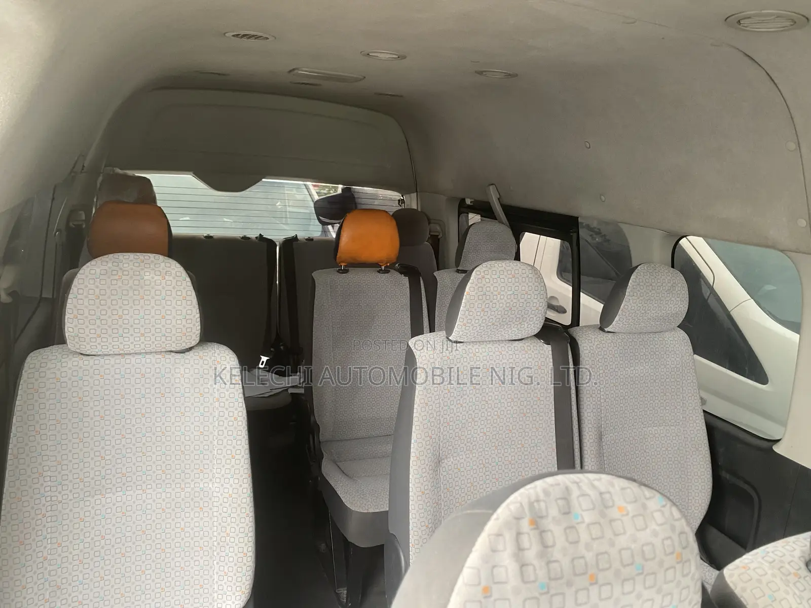 Toyota HiAce 2018 White