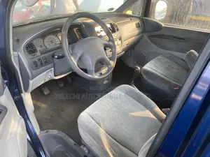 Mitsubishi Space Gear 2005 Blue
