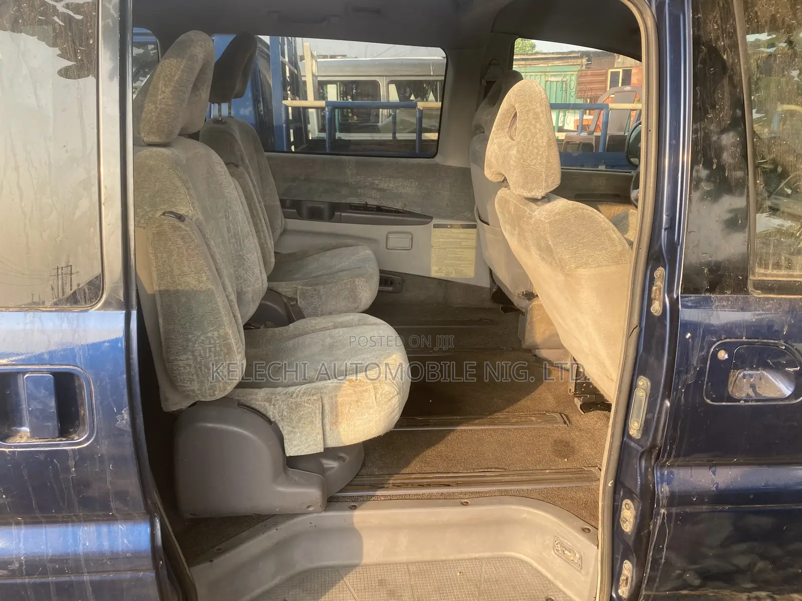 Mitsubishi Space Gear 2005 Blue
