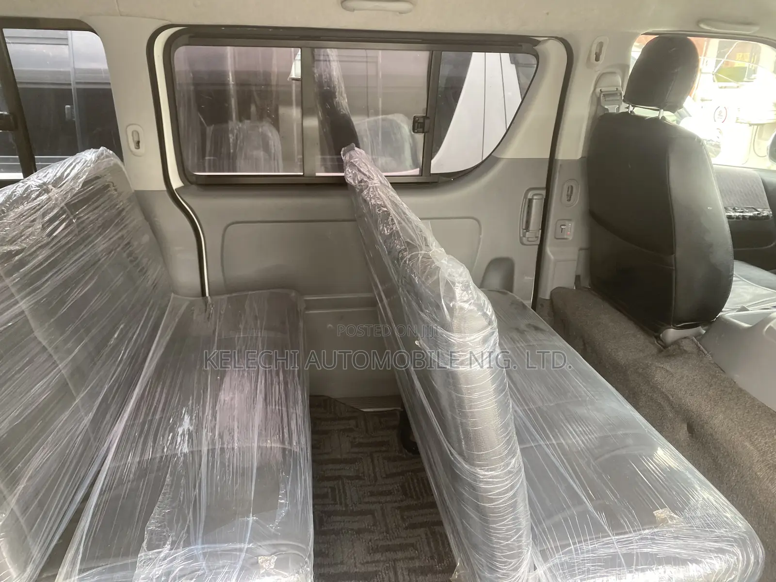 Toyota HiAce 2014 White