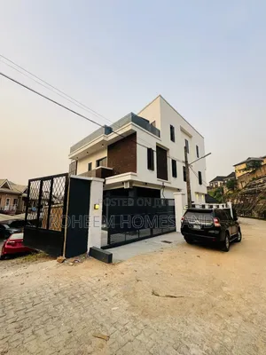 5bdrm Duplex in Estate, Ojodu for sale