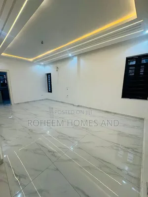 5bdrm Duplex in Estate, Ojodu for sale