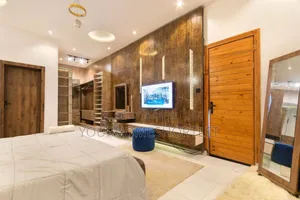 Luxury 5 Bedroom Duplex With Ps 5 Self Compound