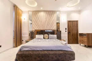 Luxury 5 Bedroom Duplex With Ps 5 Self Compound