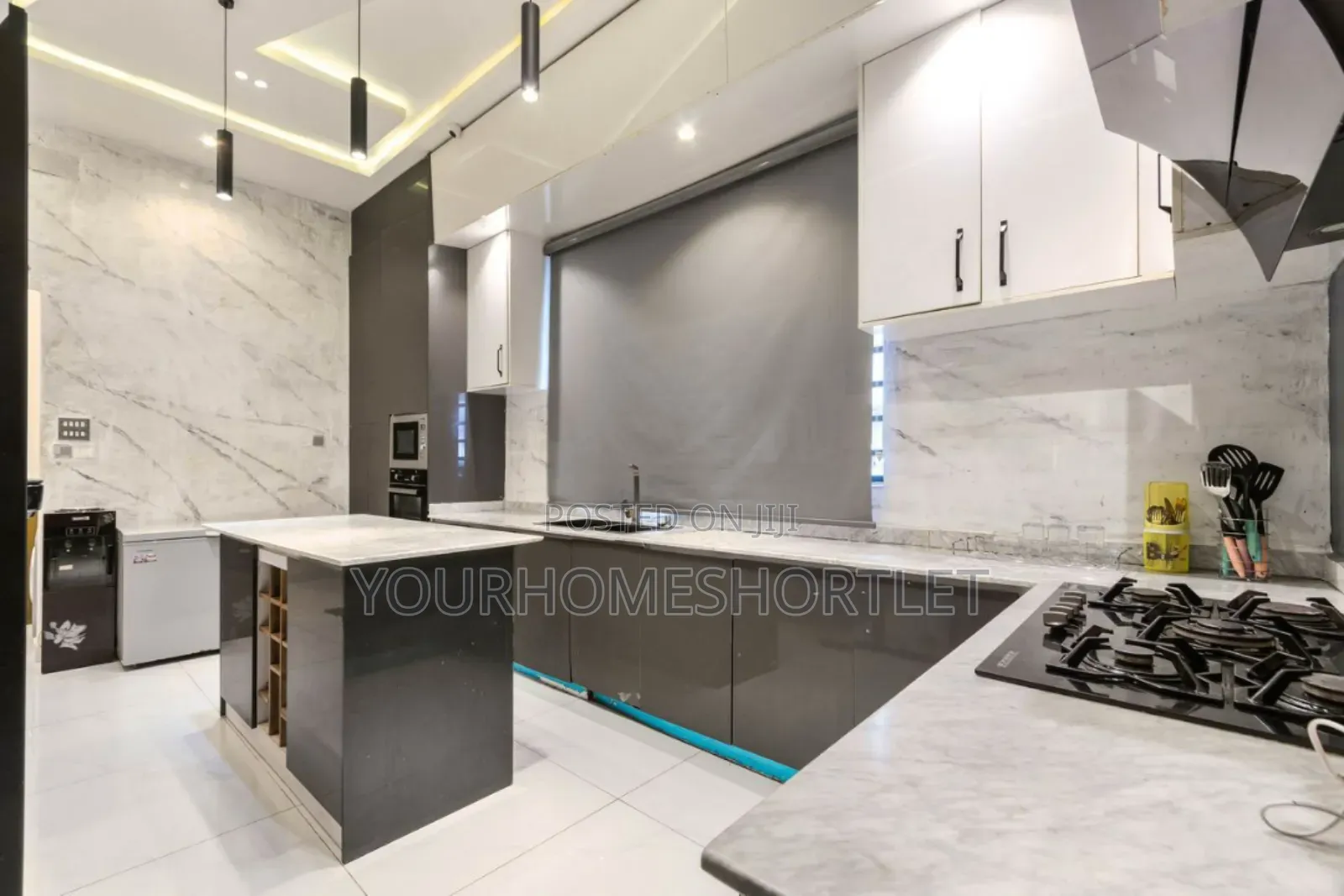 Luxury 5 Bedroom Duplex With Ps 5 Self Compound