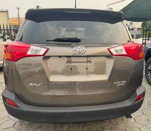 Toyota RAV4 Limited 4dr SUV AWD (2.5L 4cyl 6A) 2014 Gray
