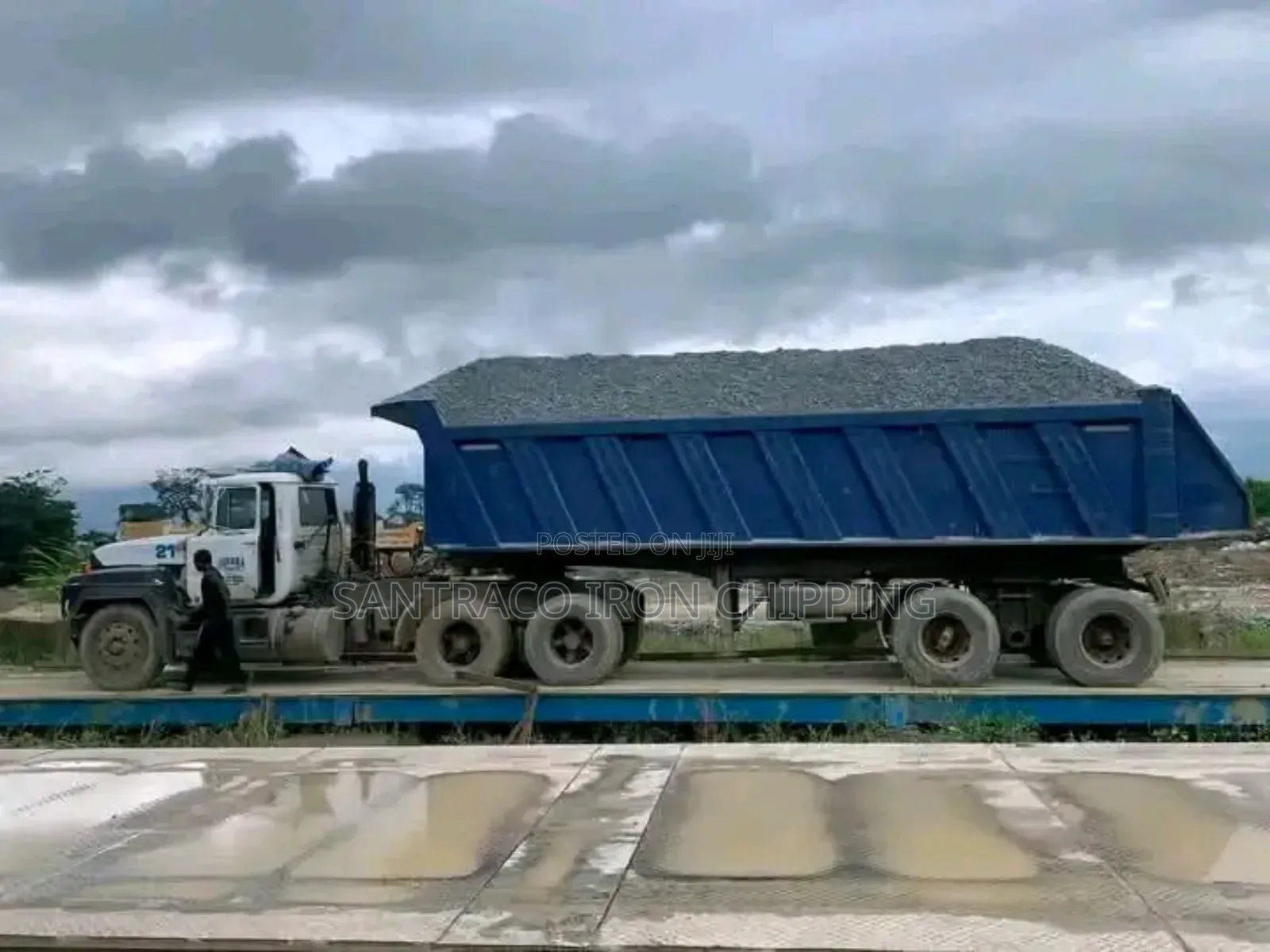 Black Chippings and Granite From Sentraco Mining Company