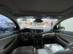 Hyundai Tucson 2016 White