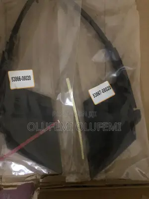 2011-2020 Toyota Sienna Wiper Cowl