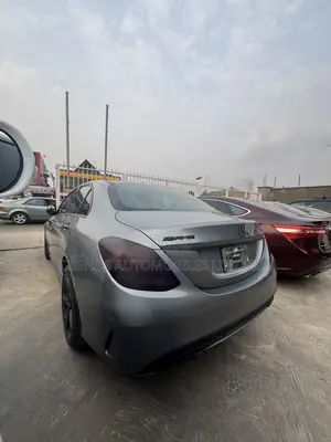 Mercedes-Benz C300 2017 Gray