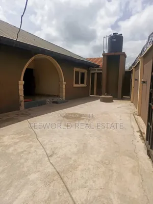 3bdrm Block of Flats in Isokan Estate, Akobo for sale
