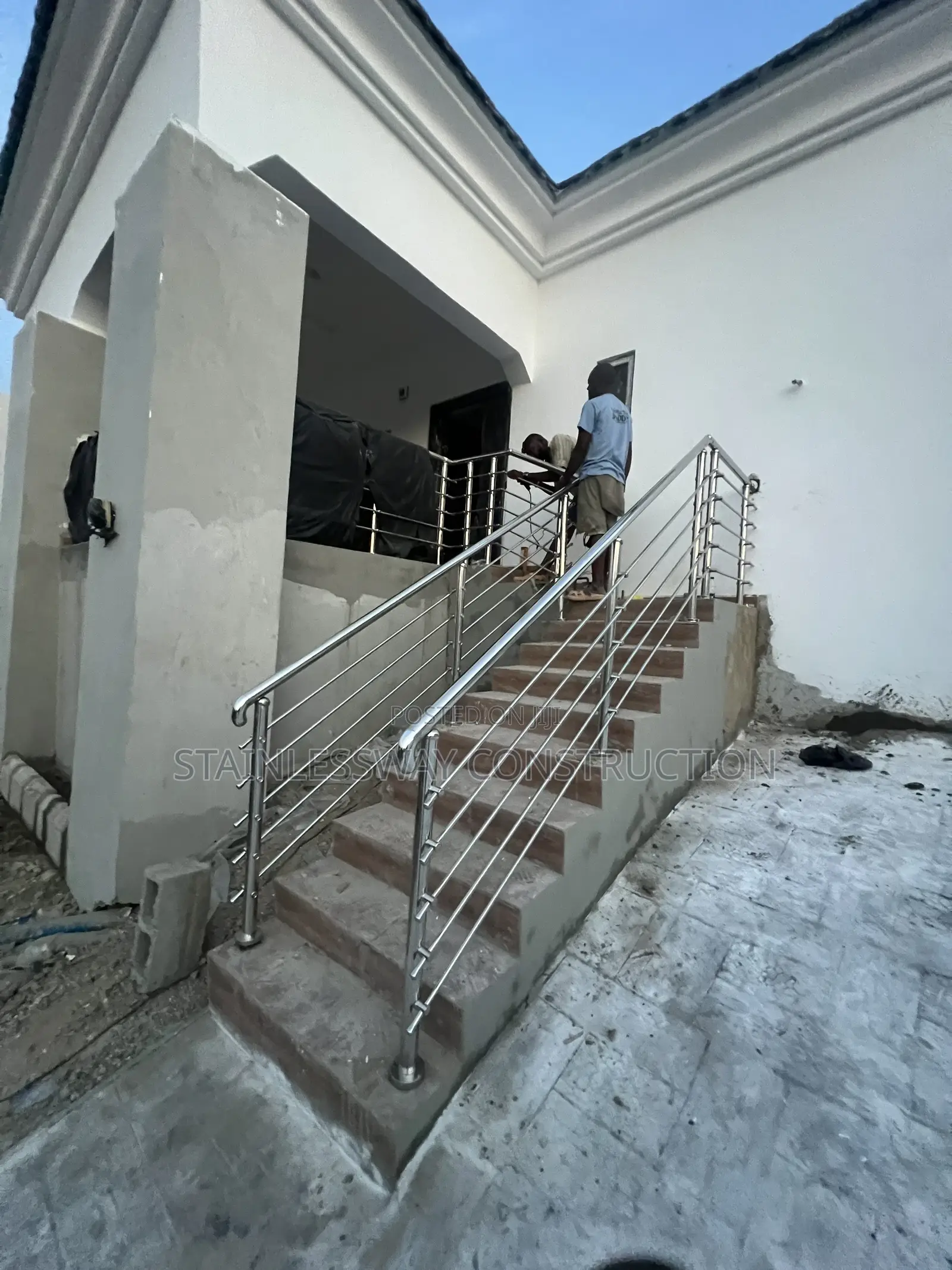 Entrance Handrails Pp