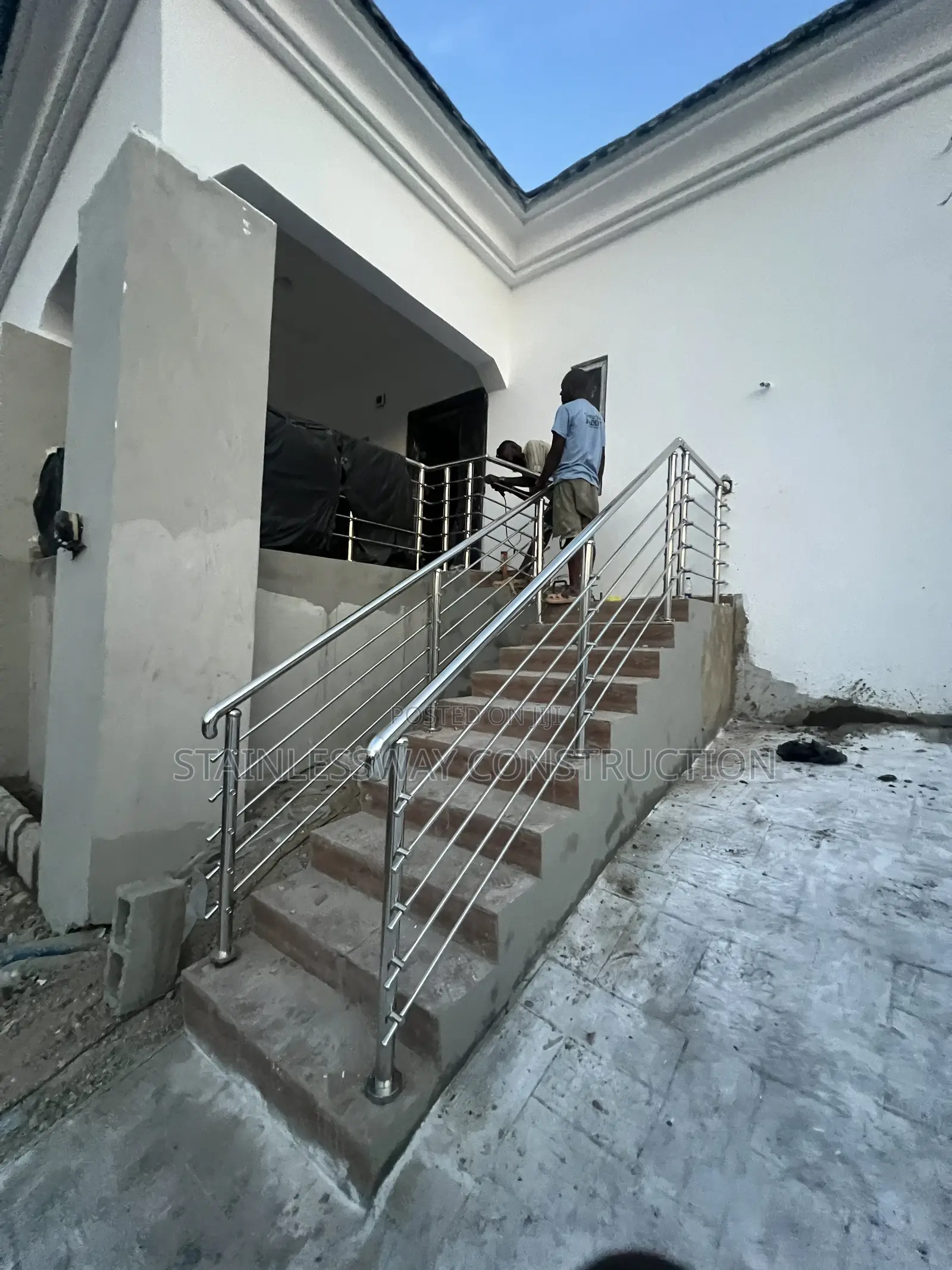 Entrance Handrails Pp