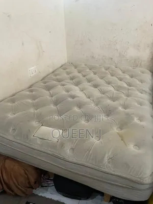 6 by 6 Spring Mattress With 2 Pillows