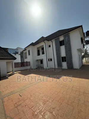 4bdrm Duplex in Life Camp for sale