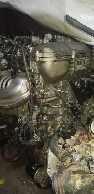 Toyta CHR Engine