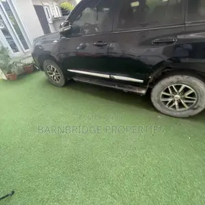 5bdrm Duplex in Conservation Court2, Chevron for rent