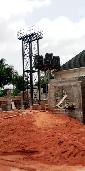 Stand Tank Tower