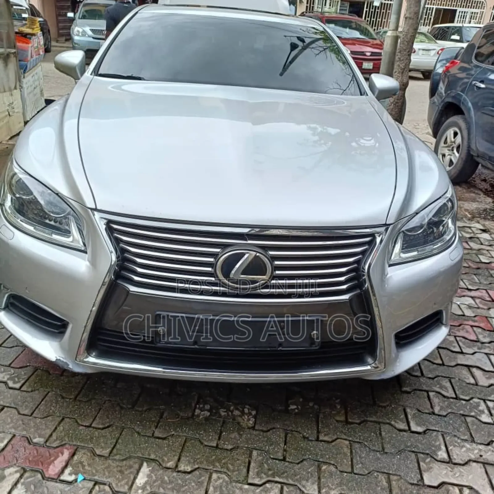 Lexus LS 2013 Silver