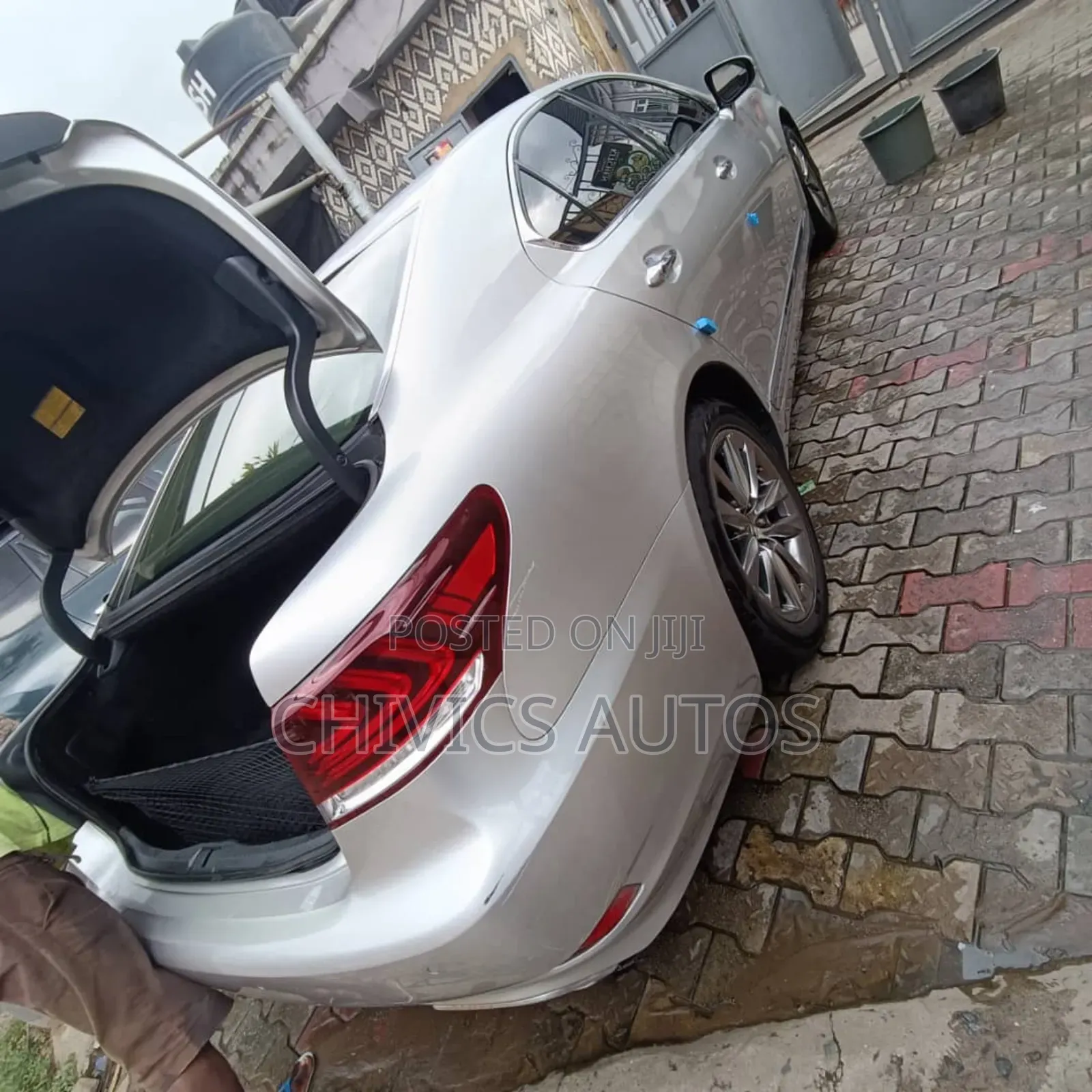 Lexus LS 2013 Silver