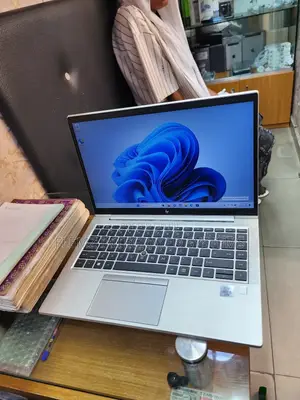 Laptop HP EliteBook 840 G7 8GB Intel Core i5 SSD 256GB