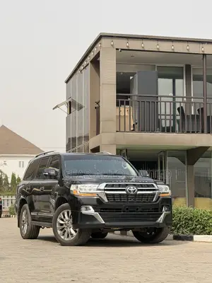 Toyota Land Cruiser 4.0 V6 GX-R 2015 Black