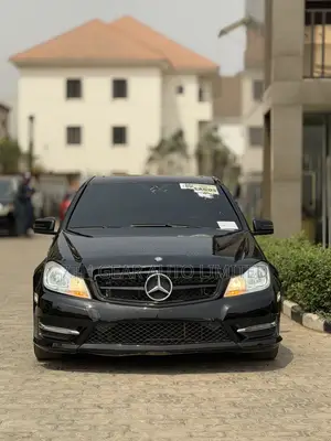 Mercedes-Benz C300 Sport 4Matic Sedan AWD (3.5L 6cyl 7A) 2013 Black