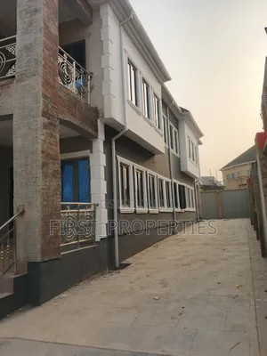 Furnished 2bdrm Block of Flats in Peace Estate, Akala Express for rent