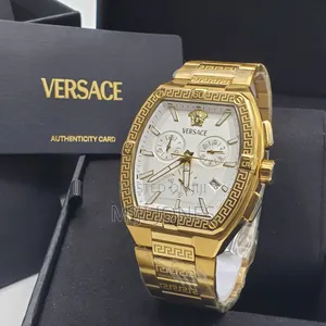 *Versace‐Inspired Chain‐Strap Battery Watch*