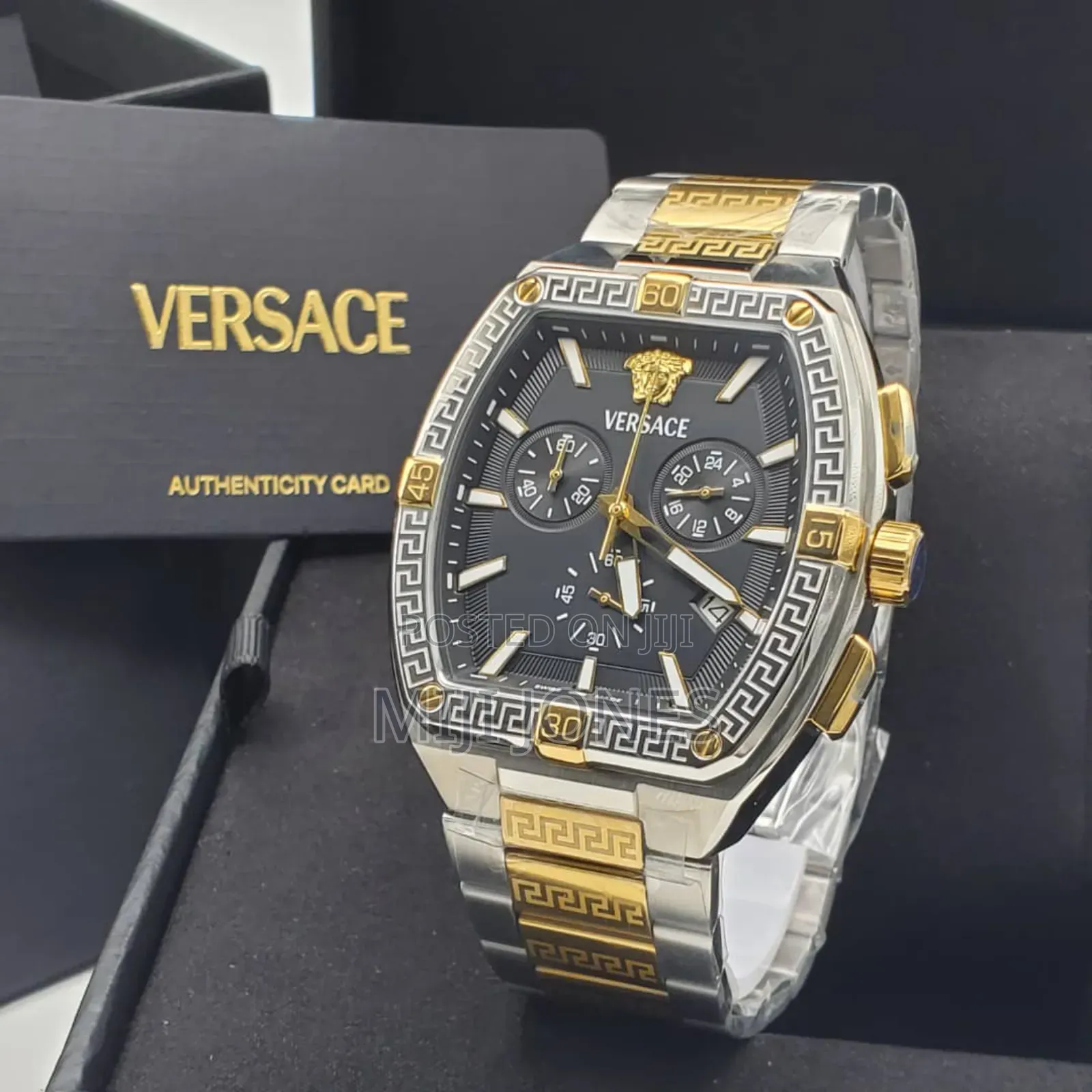 *Versace‐Inspired Chain‐Strap Battery Watch*