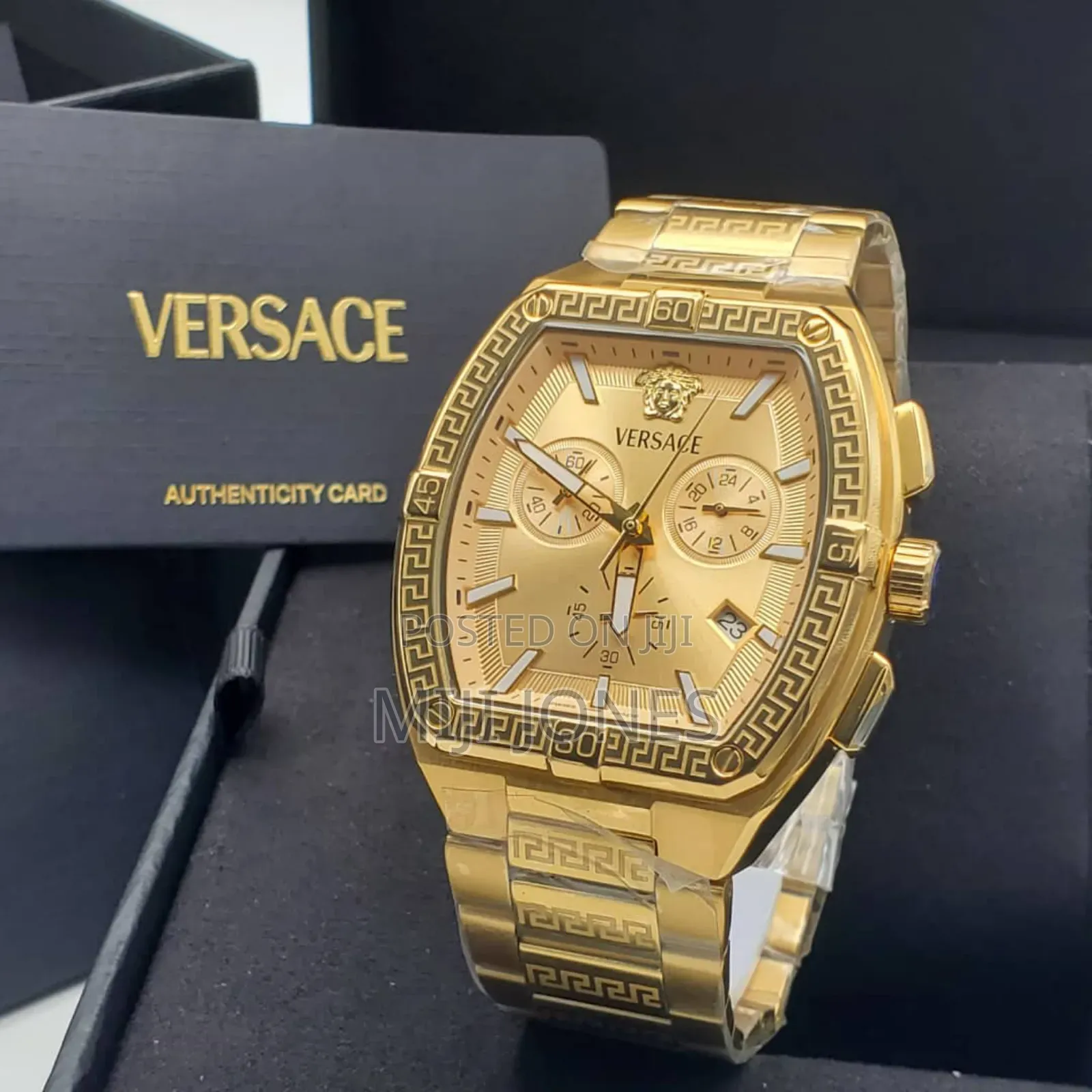 *Versace‐Inspired Chain‐Strap Battery Watch*
