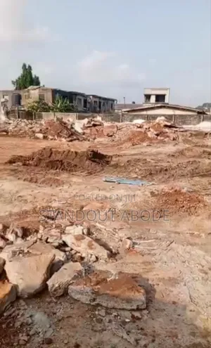 A Full Plot of Land for Sale in Egbeda