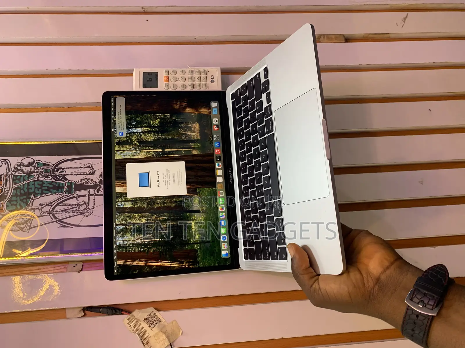 Laptop Apple MacBook Pro M1 16GB Apple M1 SSD 256GB