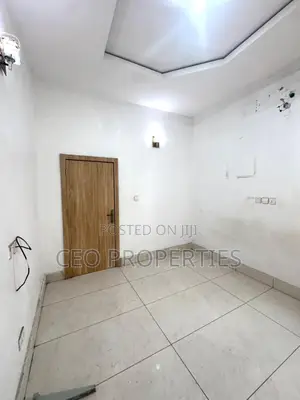 4bdrm Duplex in Thomas Estate for rent