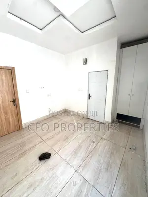 4bdrm Duplex in Thomas Estate for rent