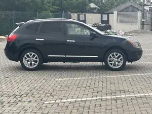 Nissan Rogue S 2013 Black